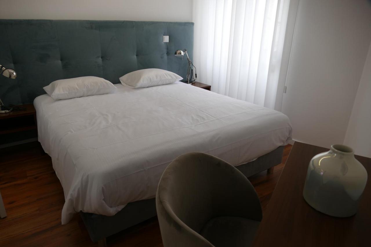 Guest House Eca - Centro Historico 레이리아 외부 사진